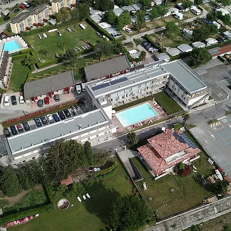 Hotel Vischi 3*