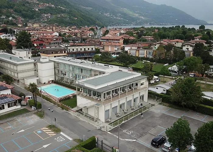 Hotel Vischi 3*