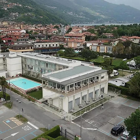Hotel Vischi 3*